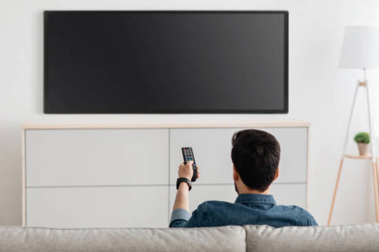 Pantalla negra, sonido perfecto: ¿Qué le pasa a mi televisor y cómo solucionarlo?