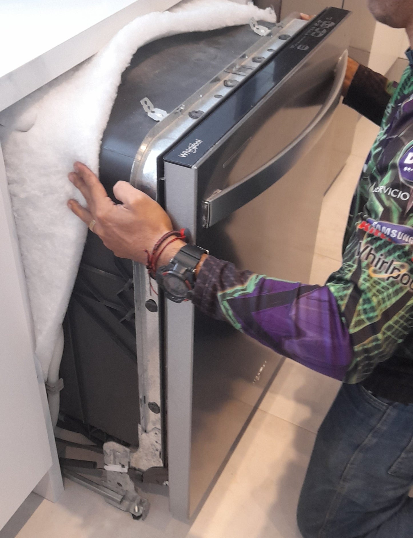 REPARACIÓN, INSTALACION, MANTENIMIENTO Y REPUESTOS DE LAVAVAJILLAS WHIRLPOOL